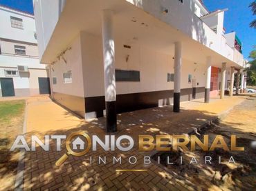 Local comercial en venta en El Rocío - La Milagrosa