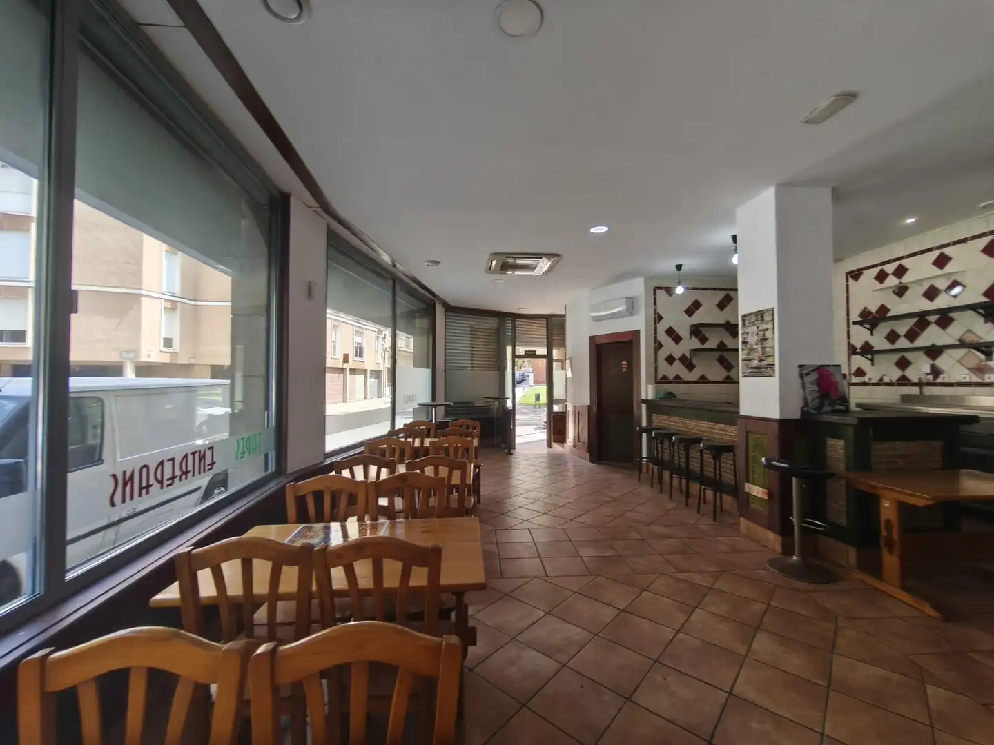 Local comercial en venda a Les Clotes, imagen 2