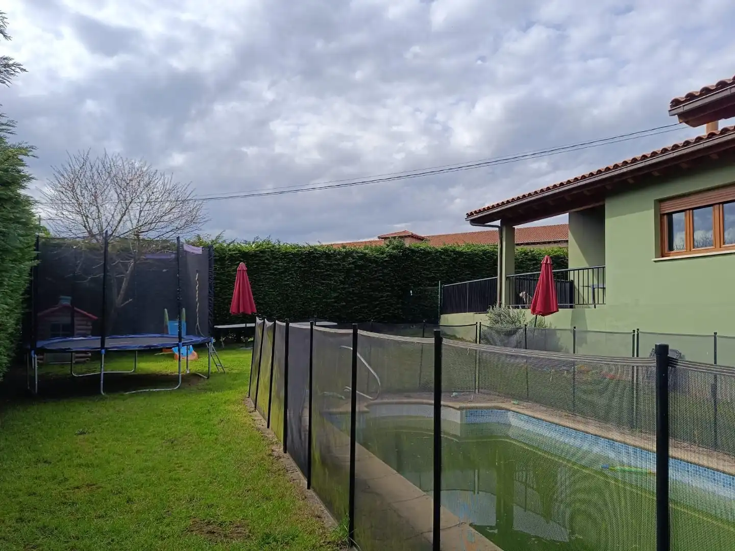 Swimming pool of Houses for sale in Villaviciosa  with Heating, Storage room and Furnished