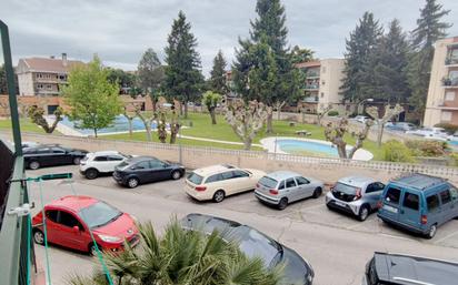 Aparcament de Pis en venda en Collado Villalba amb Terrassa, Moblat i Rentadora
