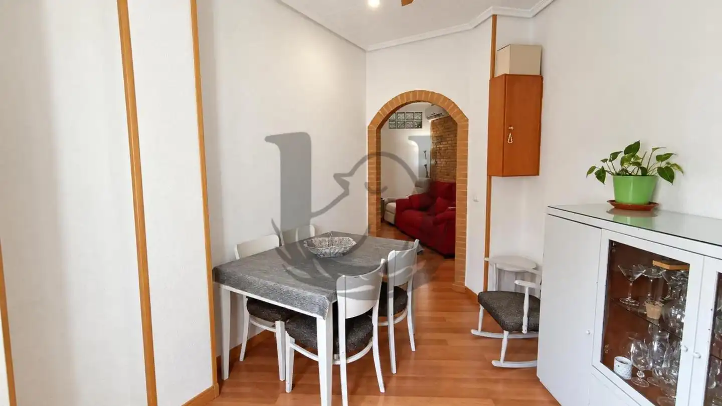 Piso con ascensor en venta en Extramurs, imagen 2