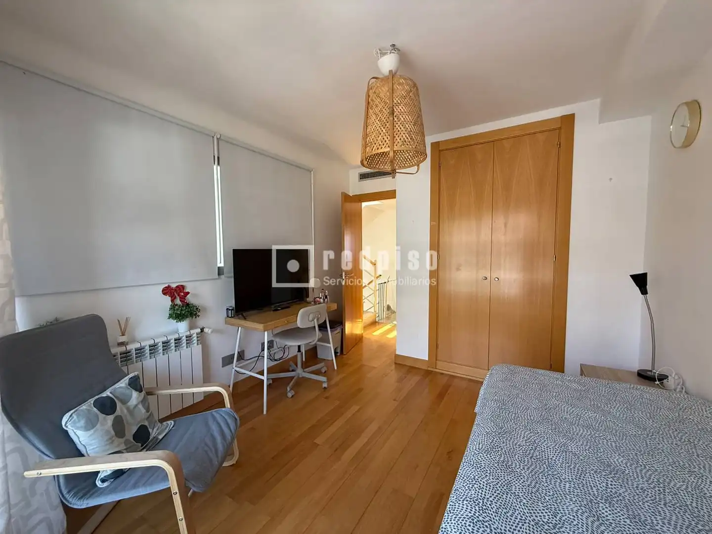 Bedroom of Houses for sale in Paracuellos de Jarama  with Air Conditioner, Heating and Private garden