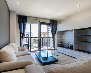 Sala d'estar de Apartament de lloguer en  Valencia Capital amb Aire condicionat, Terrassa i Piscina