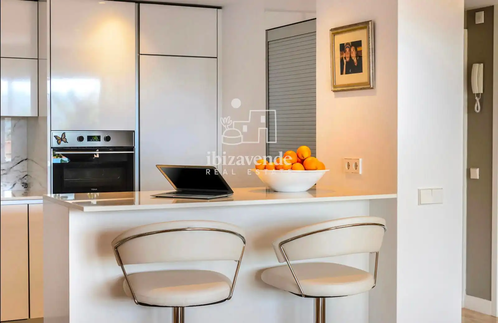 Küche von Wohnung zur Miete in Santa Eulària des Riu mit Klimaanlage, Terrasse und Schwimmbad