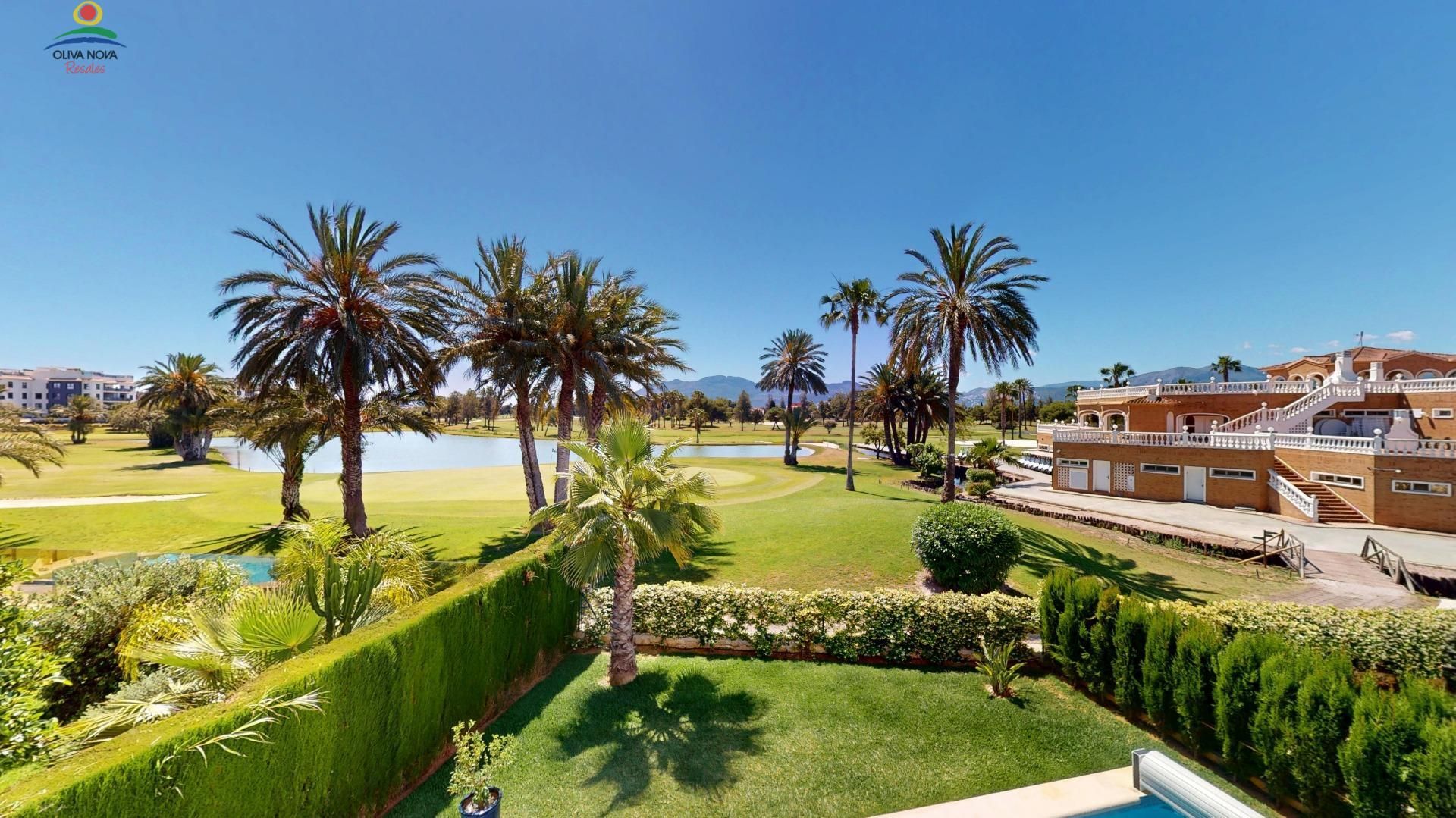 Jardí de Apartament en venda en Oliva amb Aire condicionat, Calefacció i Terrassa