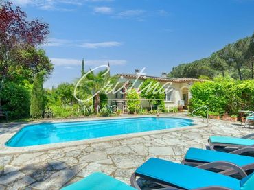 Casa con piscina en venta en Urbanitzacions del Nord