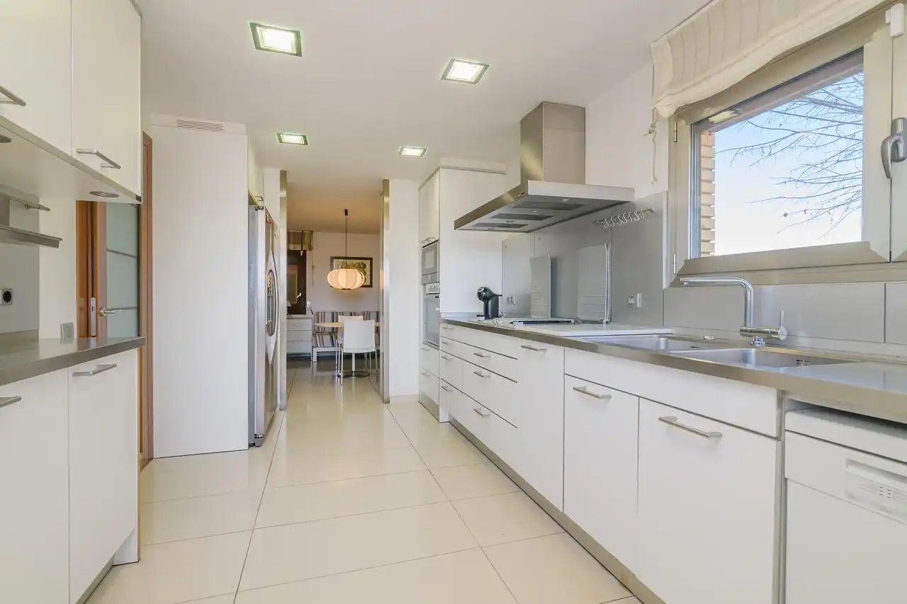 Kitchen of Houses for sale in Manresa  with Air Conditioner, Heating and Private garden