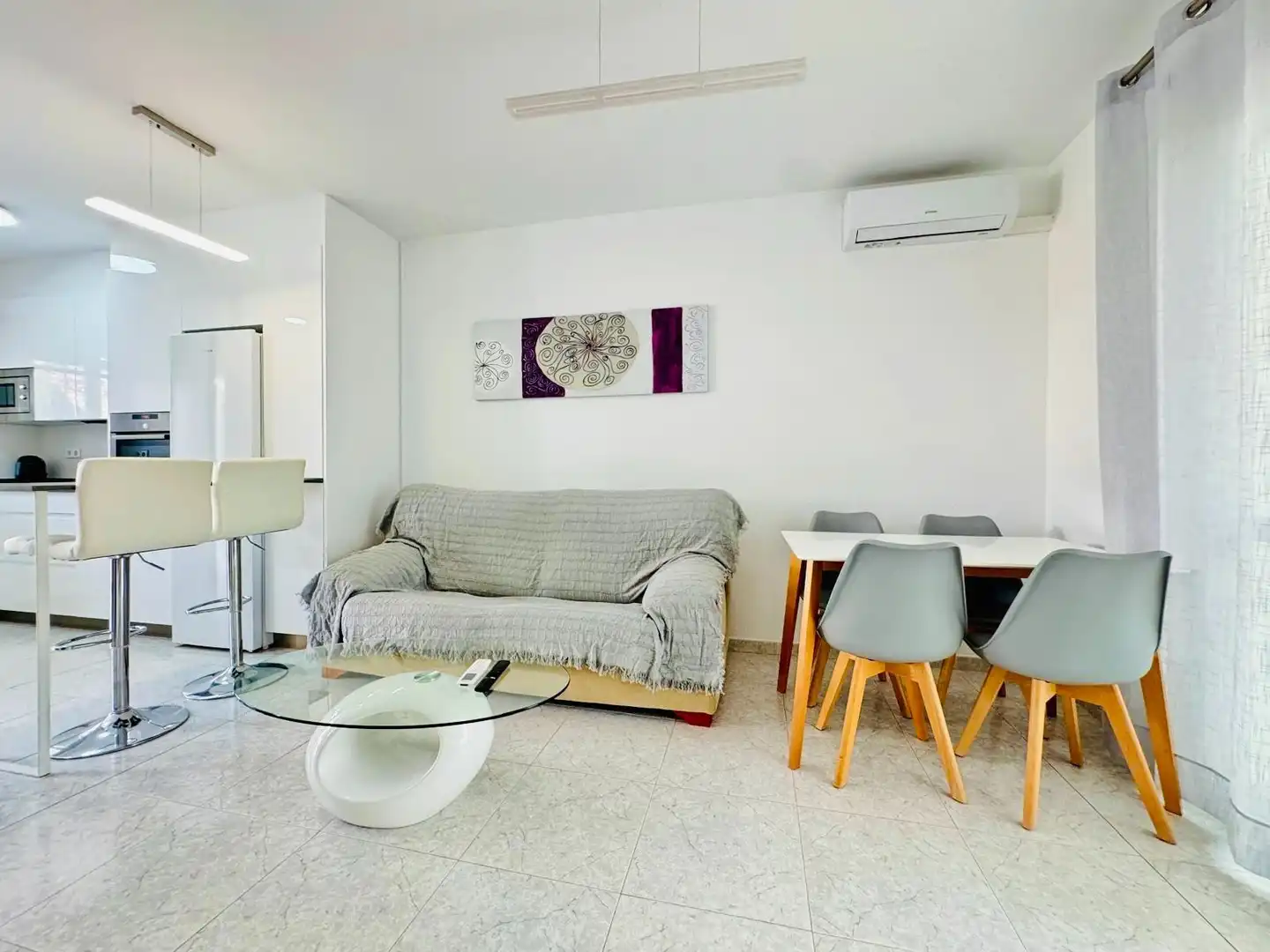 Sala de estar de Apartamento en venta en Torrox con Aire acondicionado y Piscina comunitaria