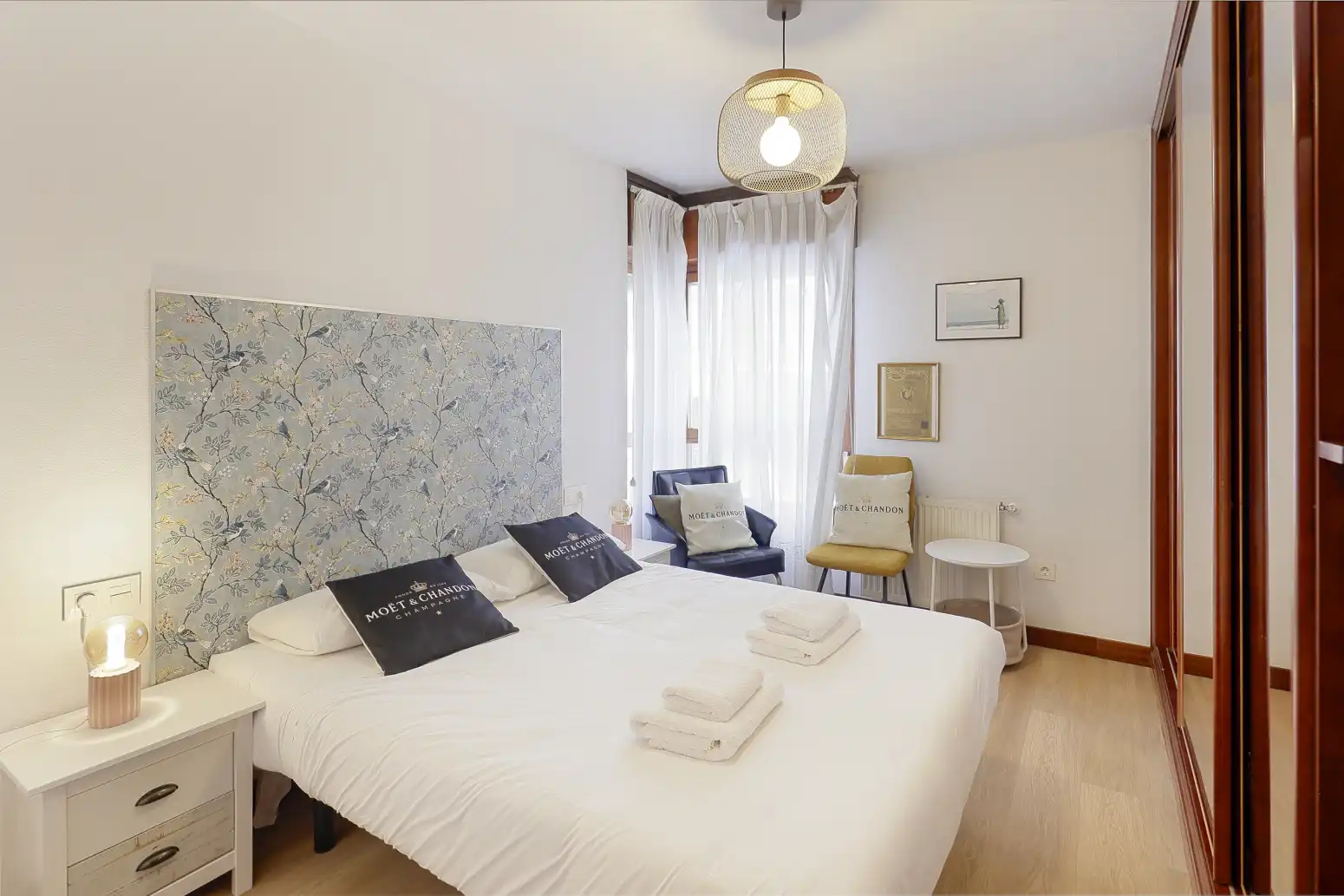 Habitación de Piso en venta en Gijón  con Calefacción, Trastero y Amueblado