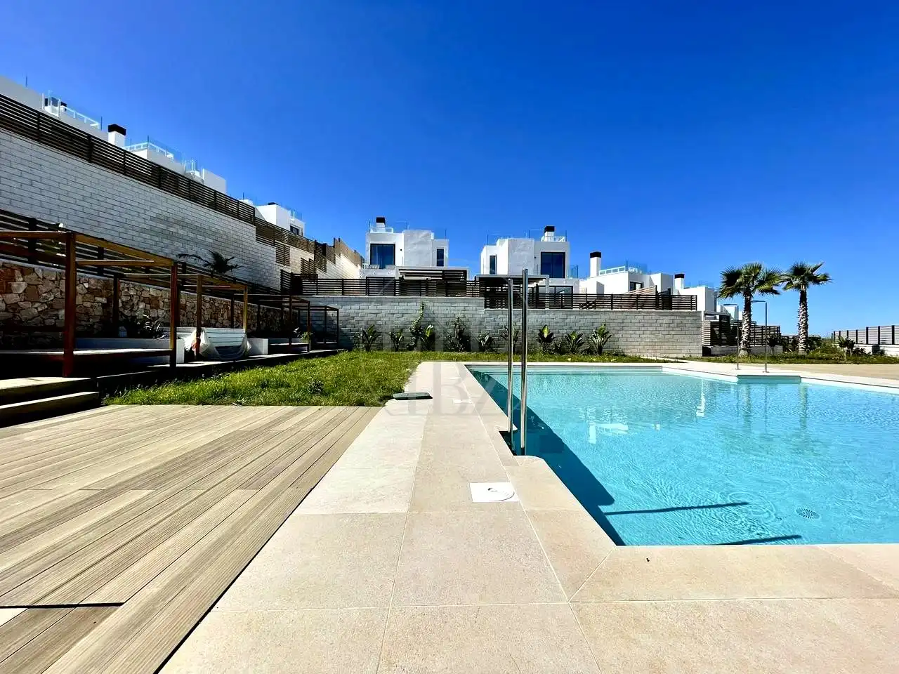 Schwimmbecken von Haus oder Chalet zur Miete in Sant Josep de sa Talaia mit Klimaanlage, Privatgarten und Terrasse