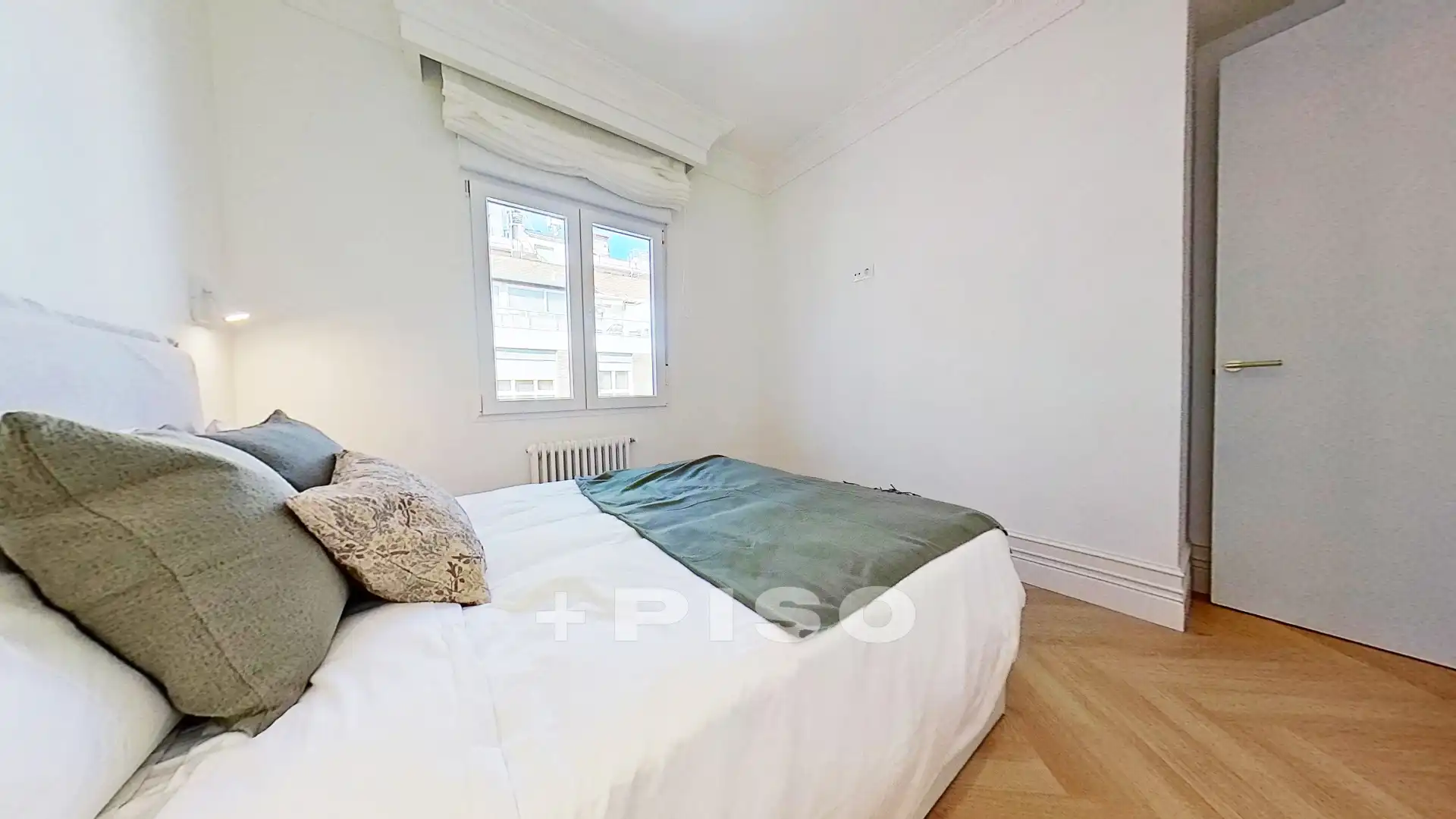 Habitación de Piso en venta en Madrid con Aire acondicionado, Amueblado y Lavadora