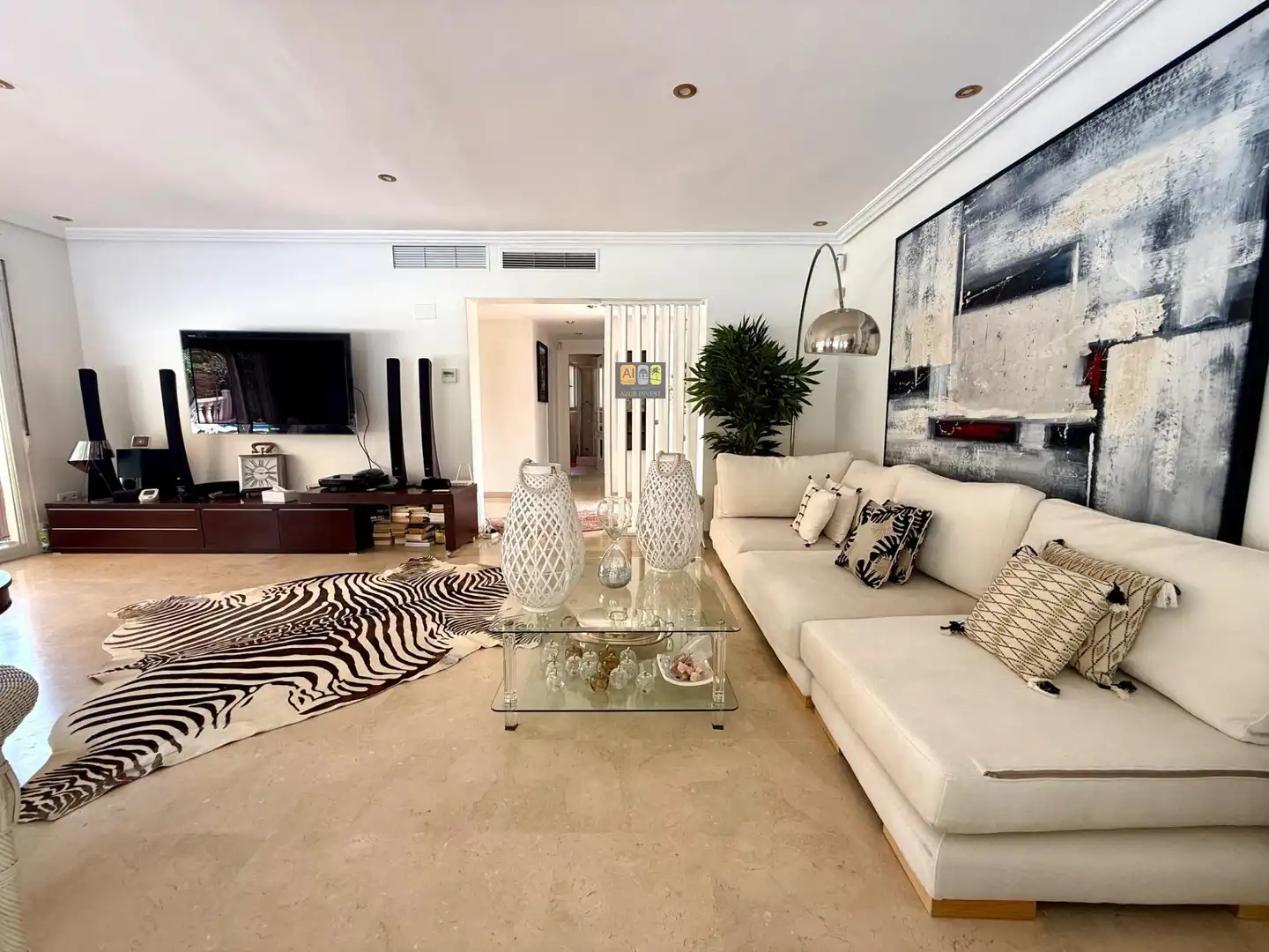 Sala d'estar de Casa o xalet en venda en La Nucia amb Aire condicionat, Calefacció i Jardí privat