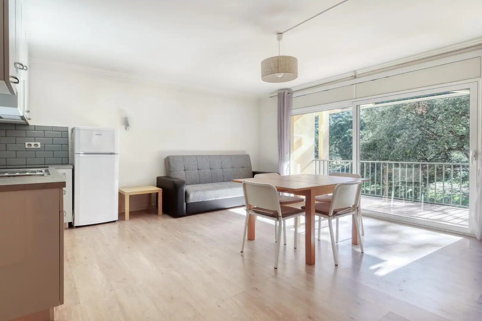 Sala de estar de Planta baja en venta en Roses con Aire acondicionado, Parquet y Terraza
