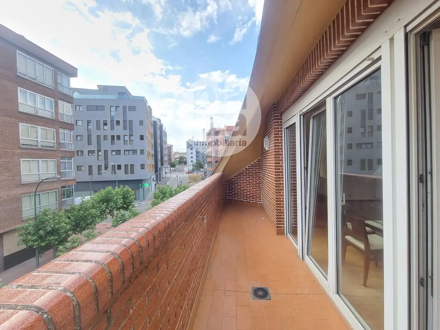 Terraza de Ático de alquiler en Burgos con Calefacción, Terraza y Trastero