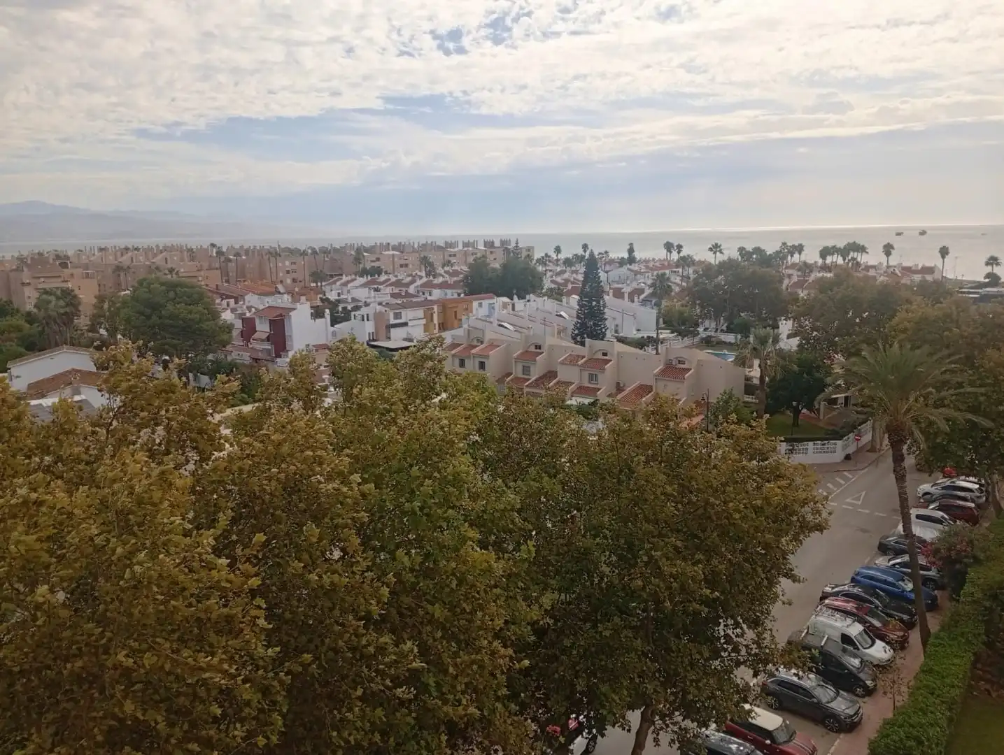 Vista exterior de Estudio de alquiler en Málaga con Terraza, Amueblado y Piscina comunitaria