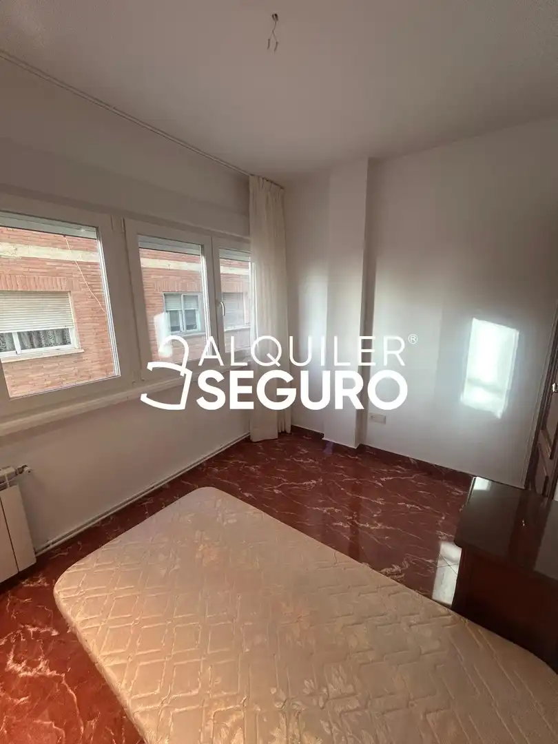 Flat with lift to rent in Arabial, imagen 3