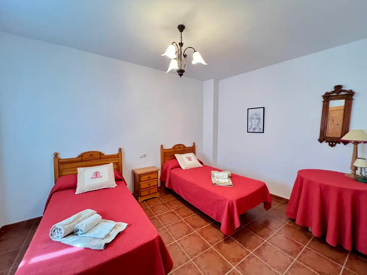 Habitación de Casa o chalet de alquiler en Molvízar con Terraza, Amueblado y Lavadora