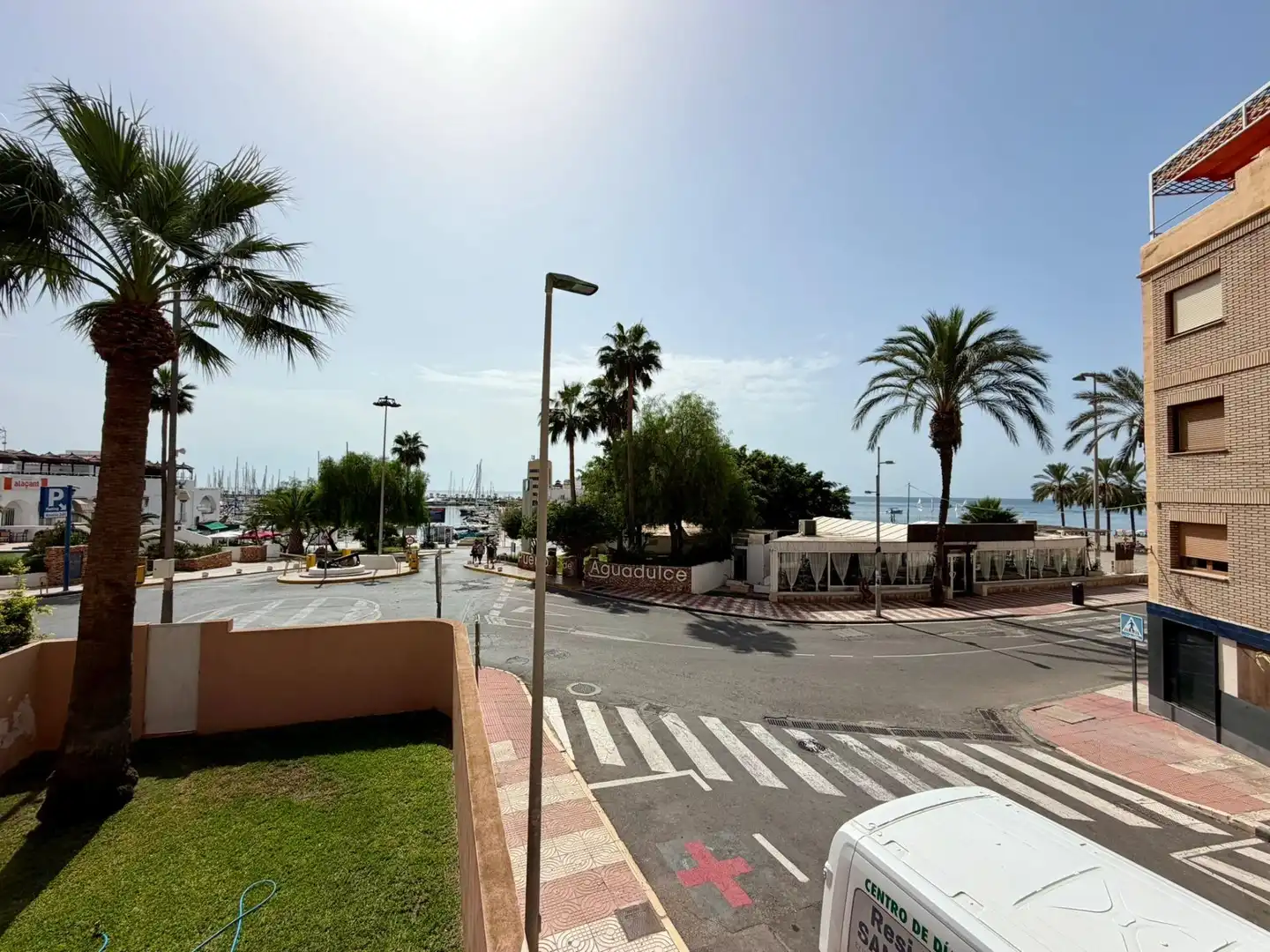 Exterior view of Flat for sale in Roquetas de Mar  with Air Conditioner, Terrace and Storage room