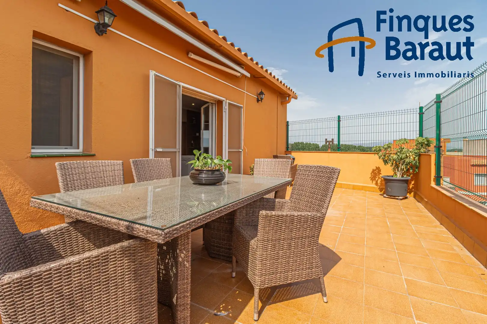 Dúplex con terraza en venta en Eixample - Horta Capallera, imagen 3
