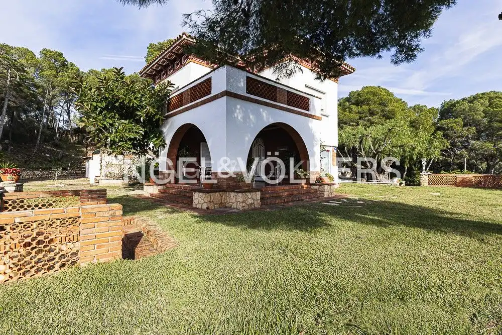 Vista exterior de Casa o chalet en venta en Urbanitzacions de Llevant