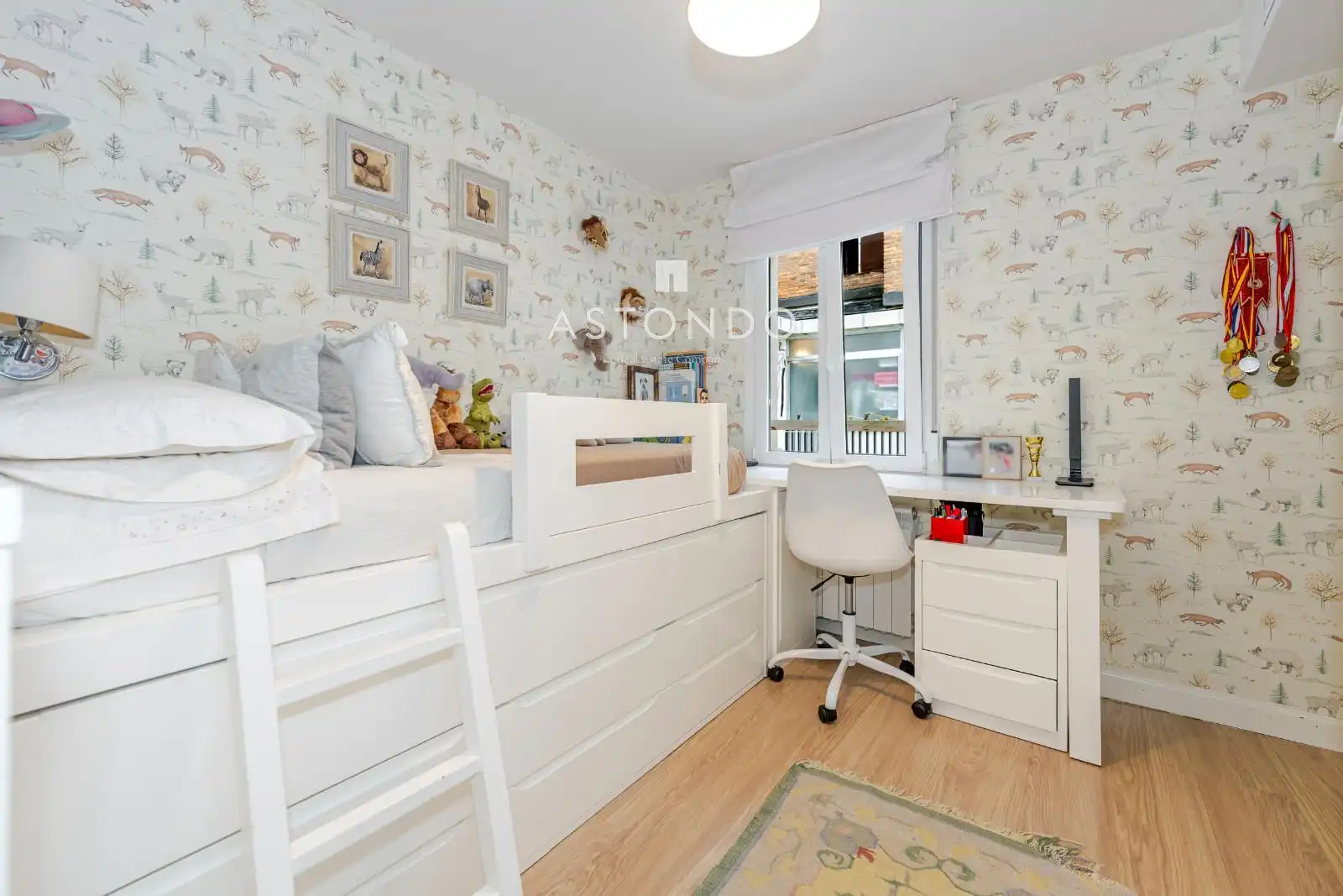 Bedroom of Flat for sale in Hortaleza
