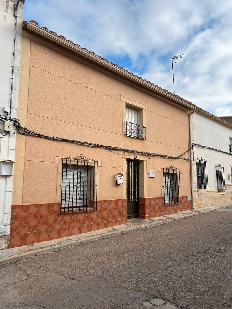 Vista exterior de Casa o xalet en venda en Iniesta amb Traster