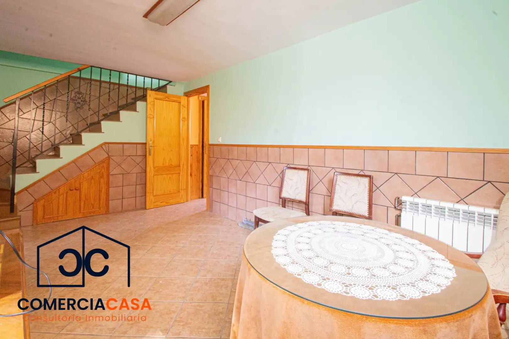 Casa adosada en venta en Jun con Aire acondicionado, Calefacción y Terraza