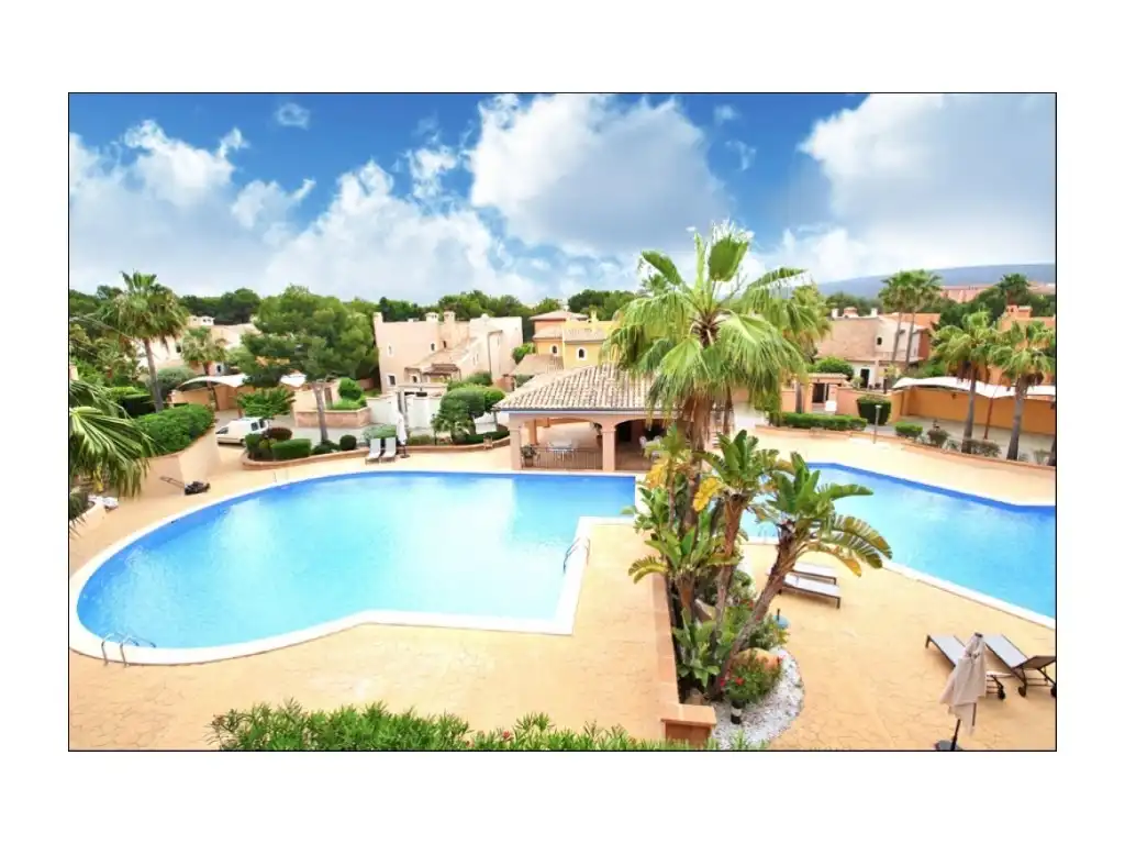 Piscina de Apartament en venda en Calvià amb Aire condicionat, Jardí privat i Terrassa