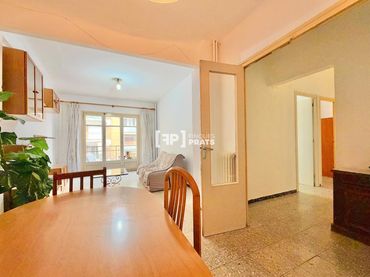 Flat with lift for sale in ACADEMIA