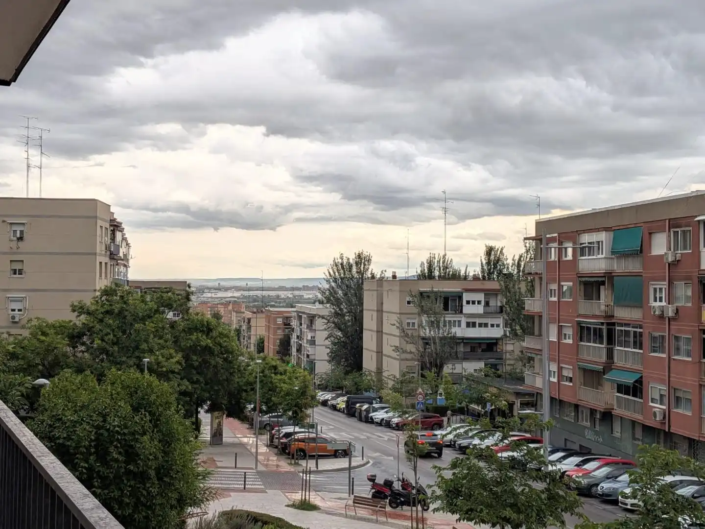 Vista exterior de Piso en venta en Coslada con Terraza y Trastero