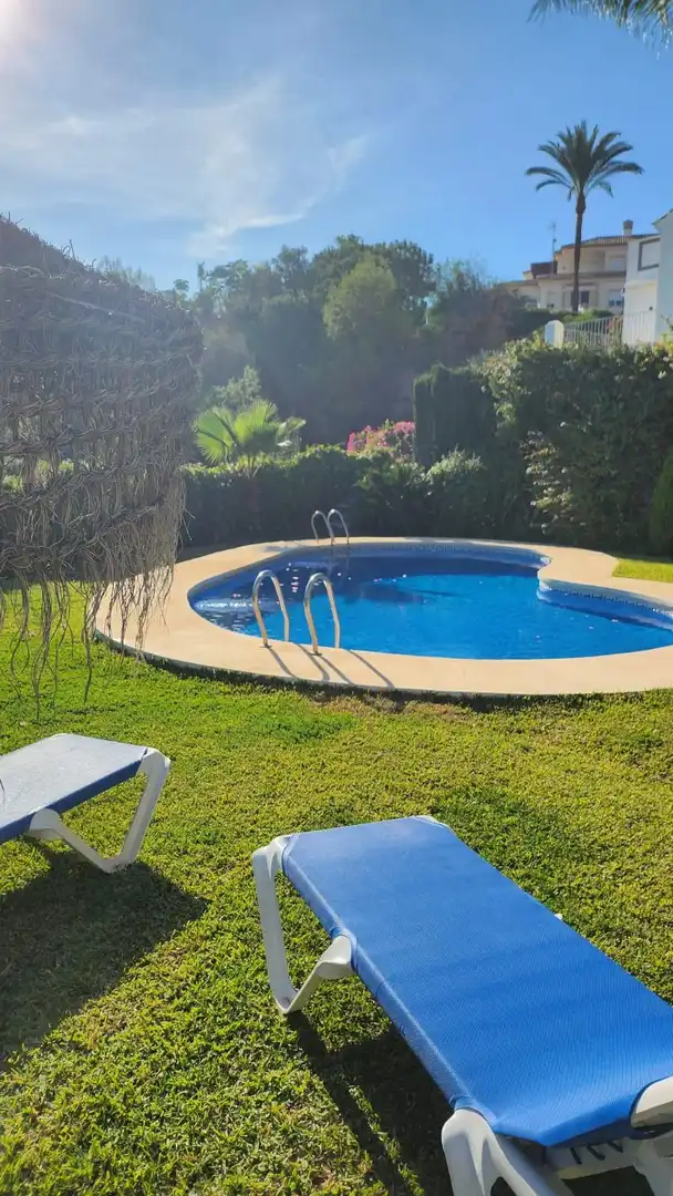 Adossat amb piscina en venda a Milla de Oro, imagen 8