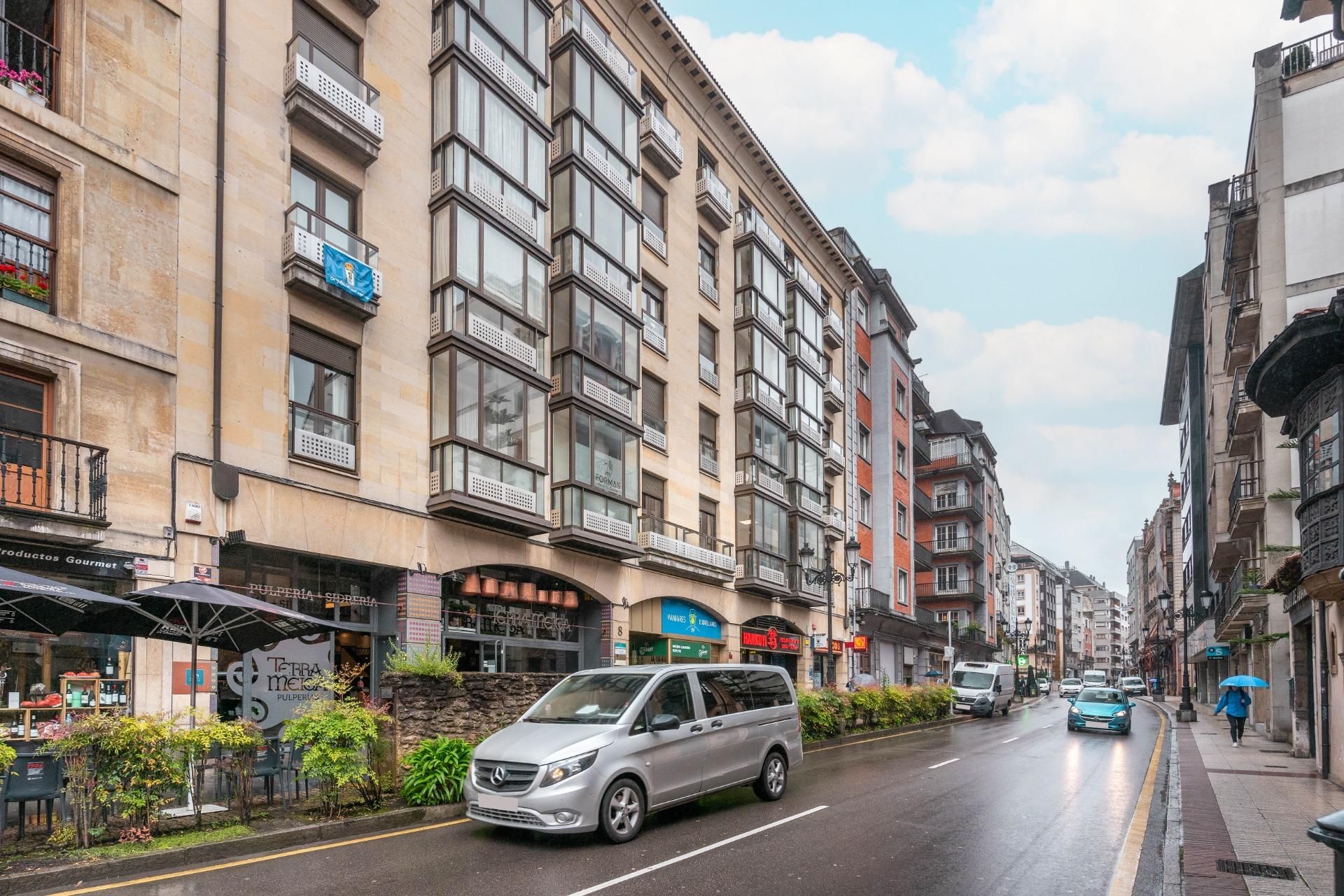 Exterior view of Flat for sale in Oviedo   with Heating, Terrace and Storage room