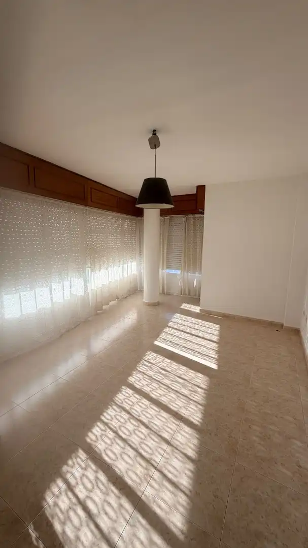 Habitación de Piso de alquiler en Ares, A Coruña
