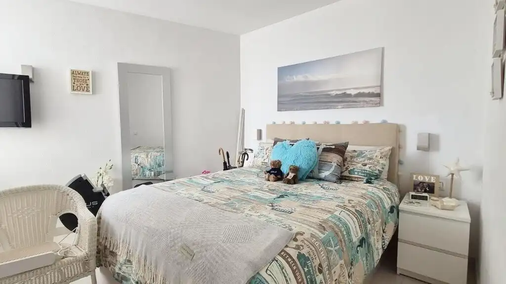 Habitación de Apartamento en venta en Calvià con Aire acondicionado, Terraza y Piscina comunitaria