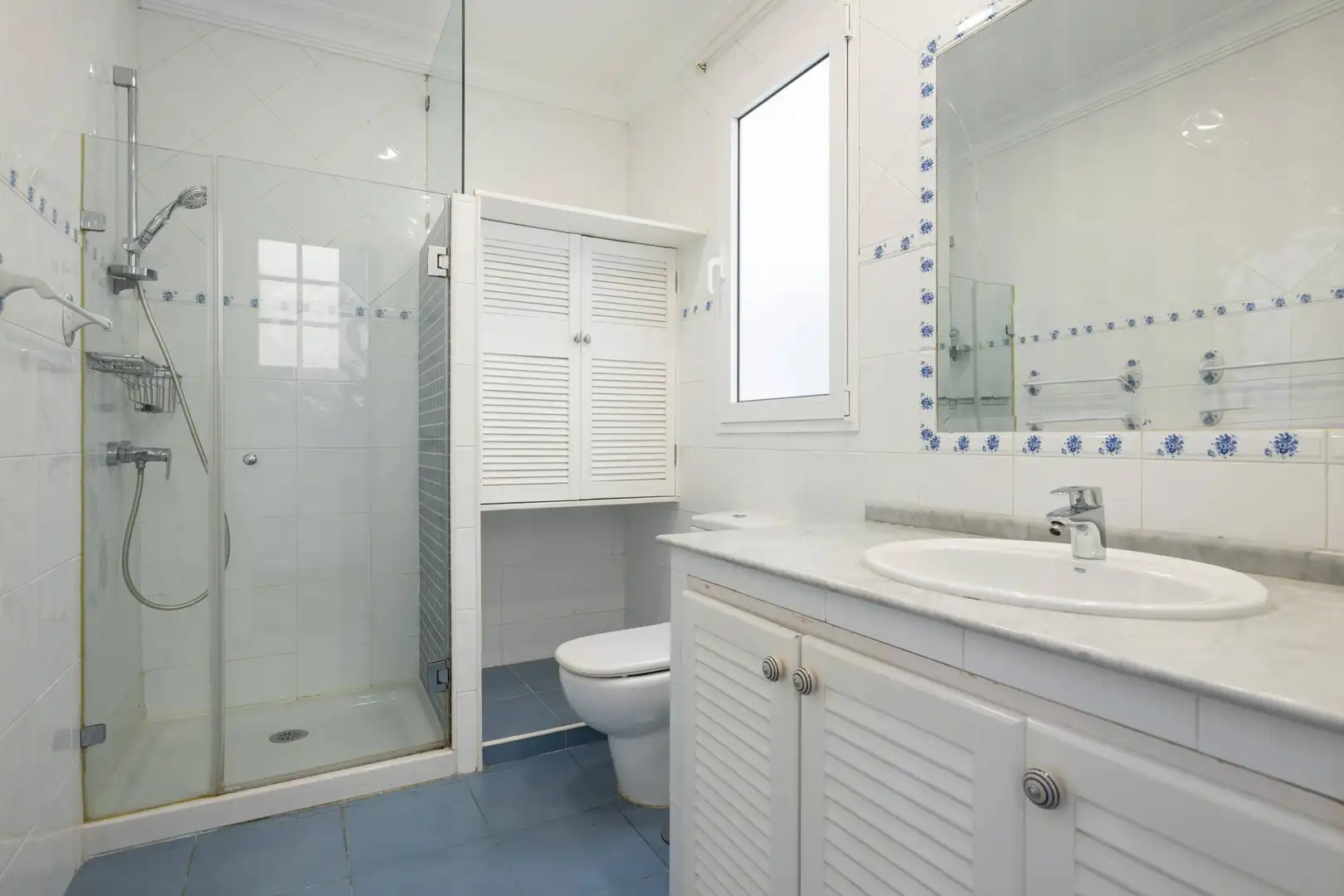 Badezimmer von Wohnung zum Verkauf in Las Palmas de Gran Canaria