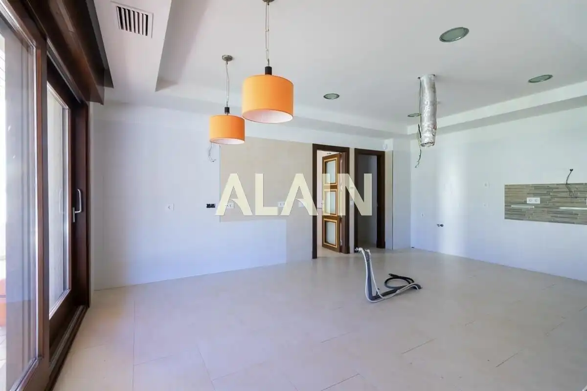 Casa o chalet en venta en L'Alfàs del Pi con Calefacción, Jardín privado y Terraza