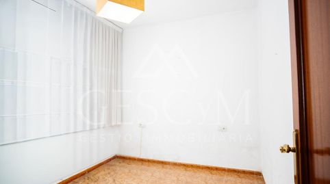 Foto 5 de Casa adosada en venta en Serra d'en Camaró, Sabadell