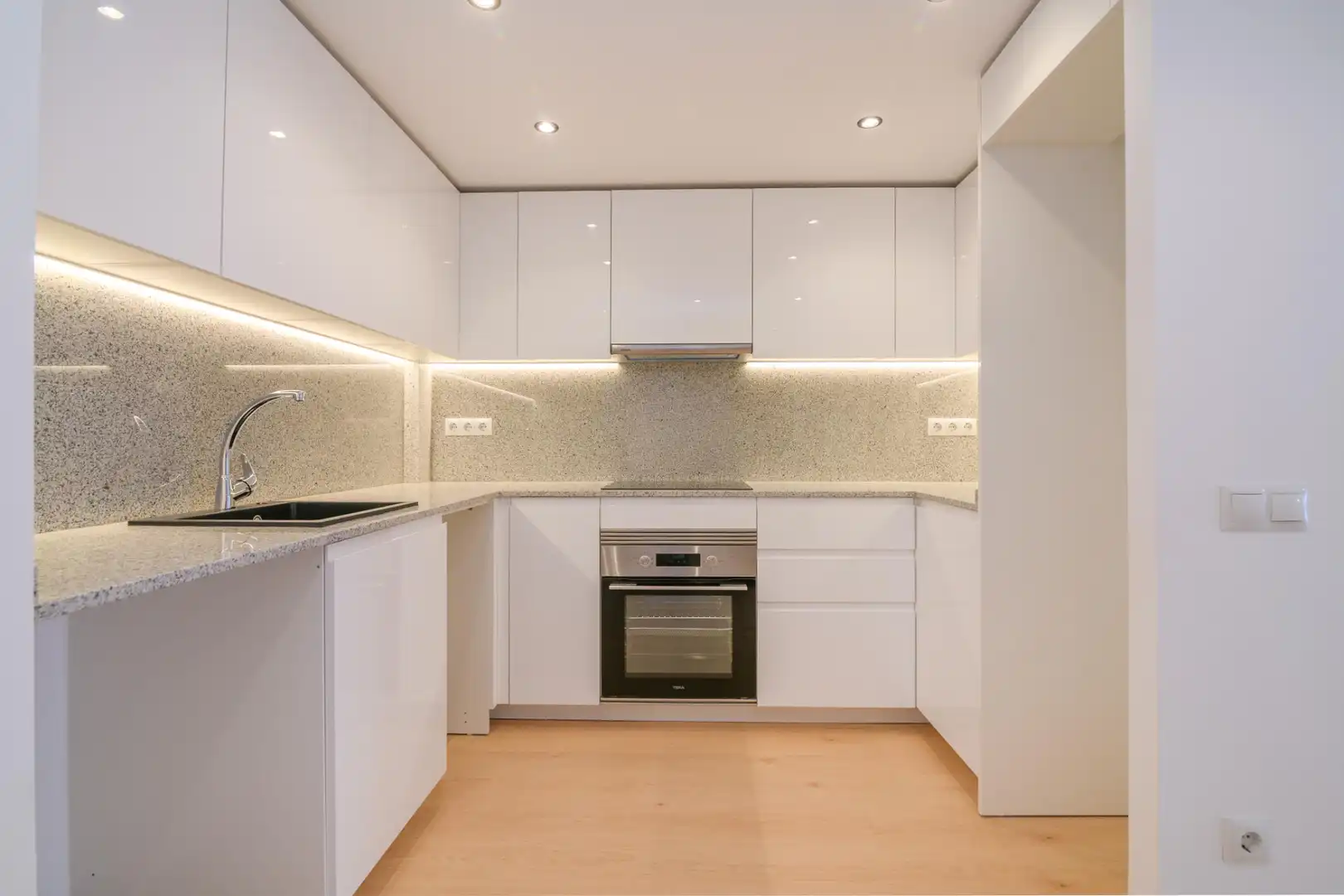 Flat with lift for sale in Carrer Victòria 95, imagen 22