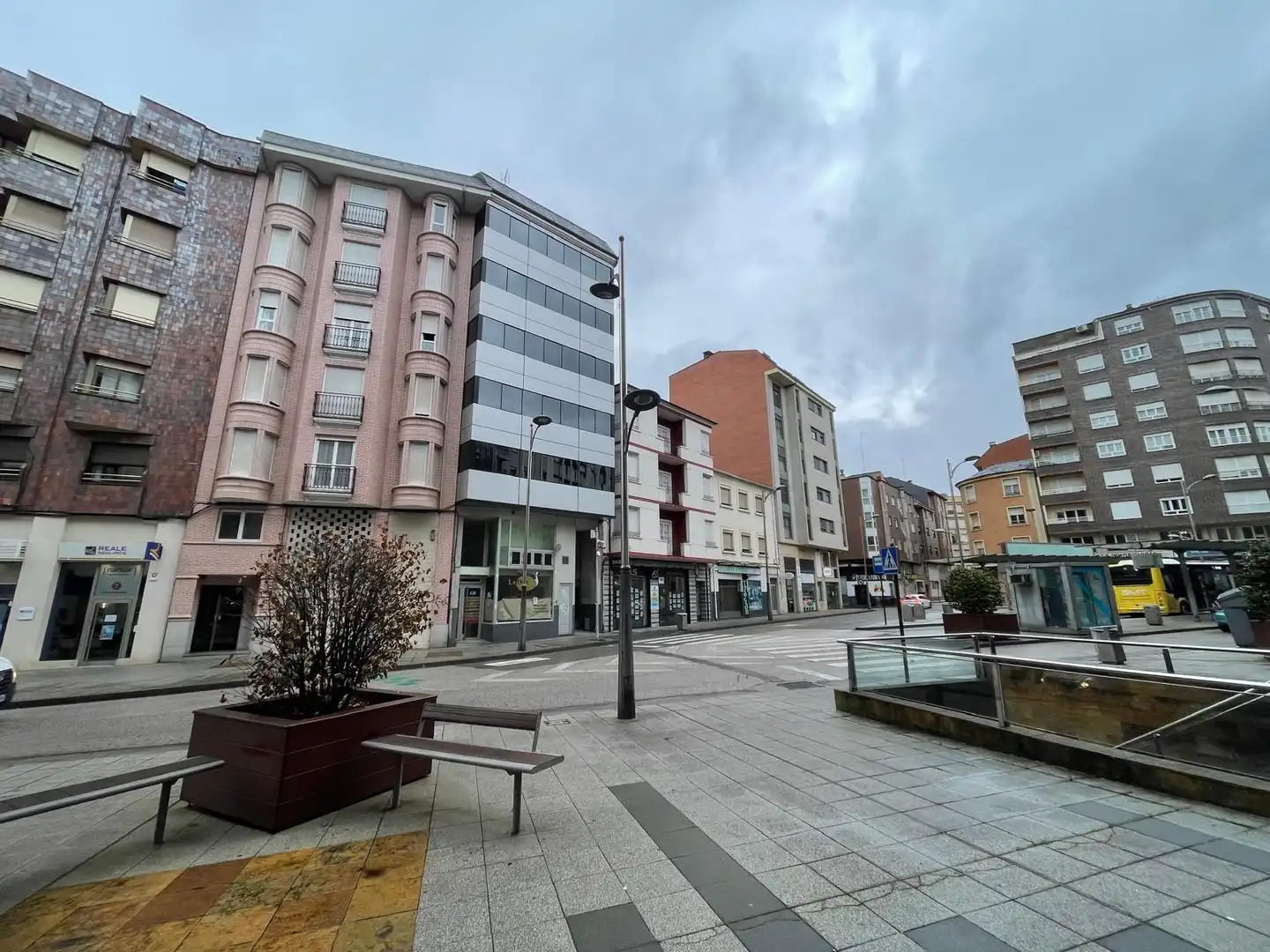 Außenansicht von Wohnung zur Miete in Ponferrada mit Möbliert und Balkon