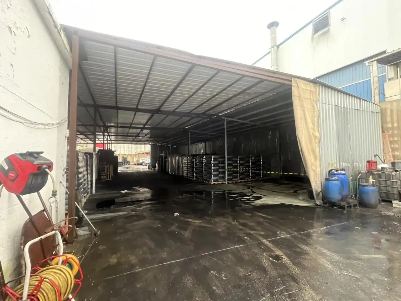 Nau industrial en venda a Carrer Can Roca, Nucli Urbà