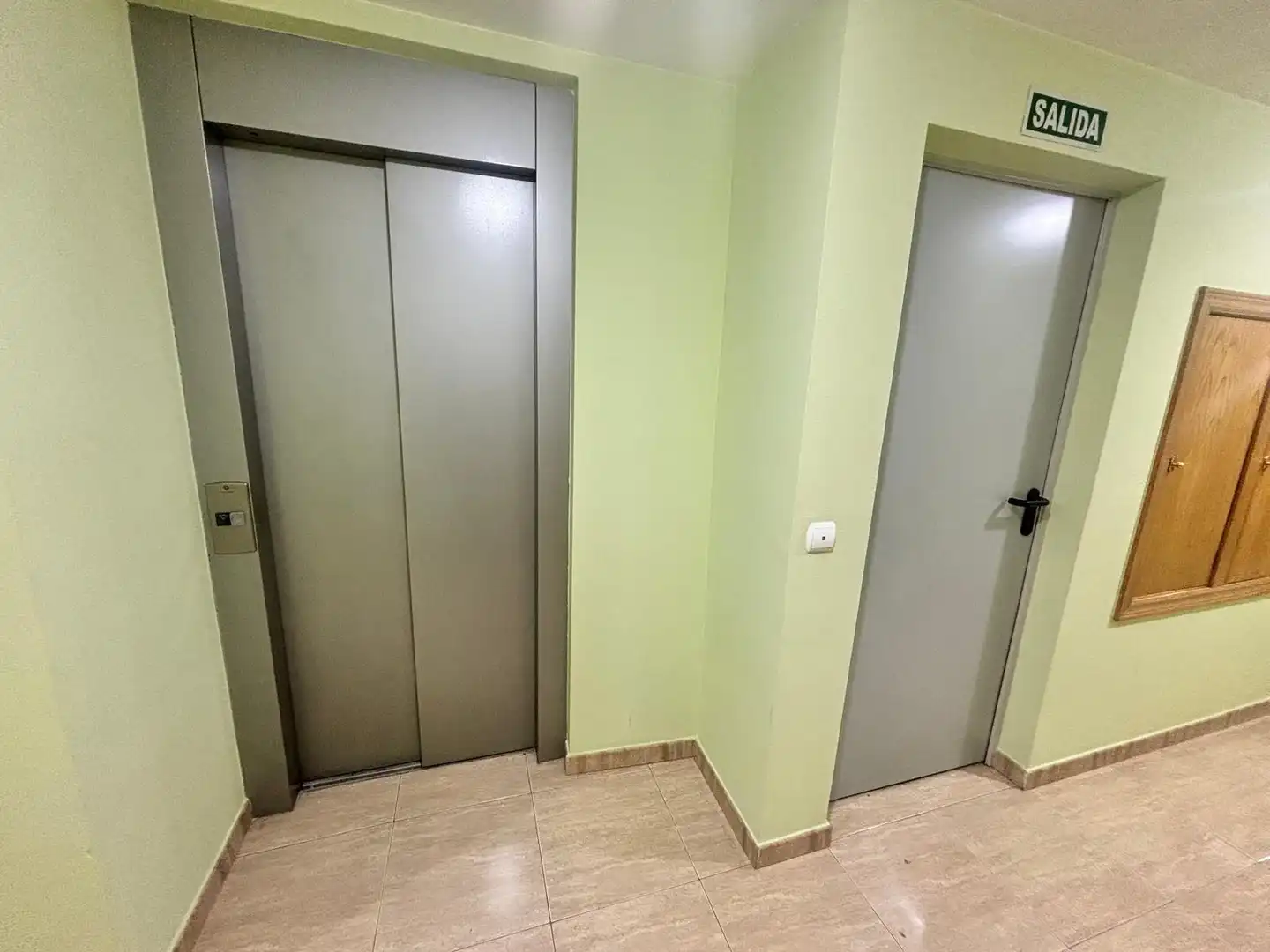 Piso en venta en Oviedo  con Calefacción, Parquet y Trastero