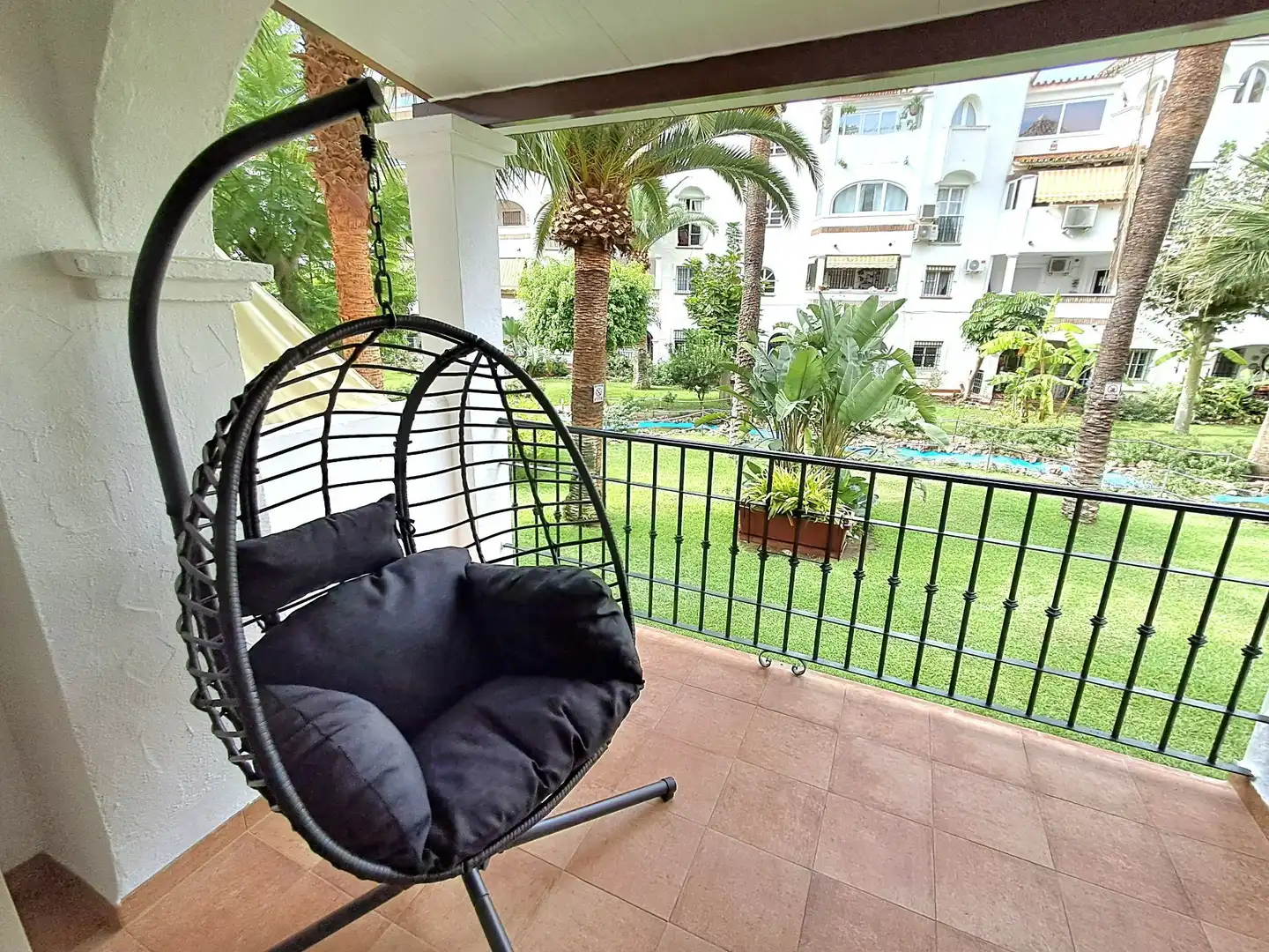 Terrasse von Wohnungen zur Miete in Benalmádena mit Klimaanlage, Terrasse und Möbliert