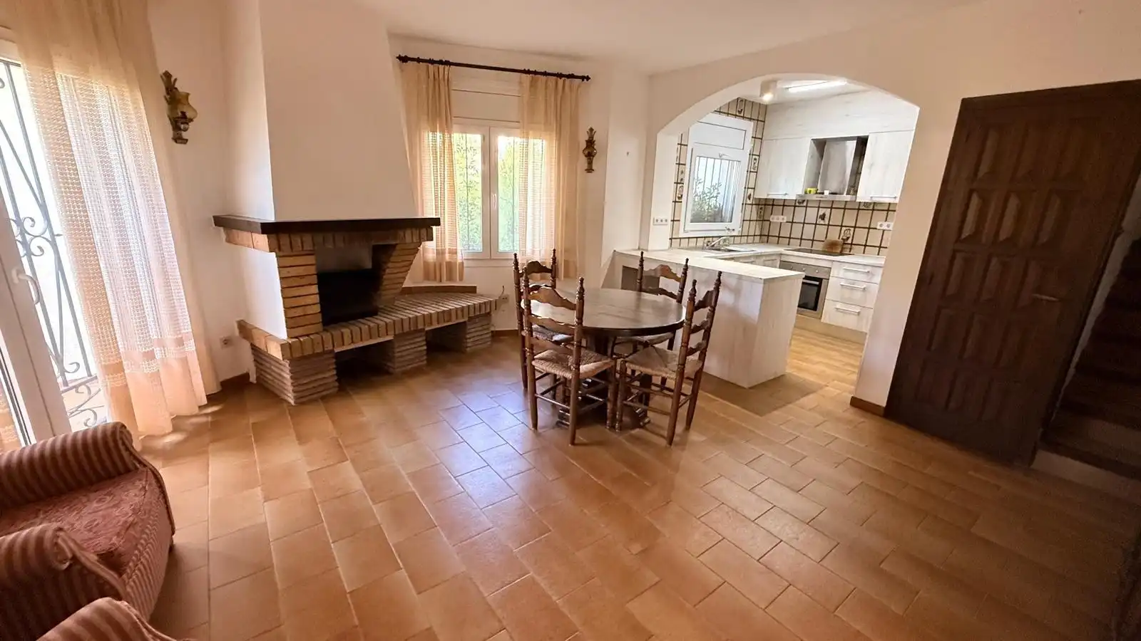 Sala de estar de Casa o chalet en venta en Empuriabrava con Calefacción, Jardín privado y Terraza