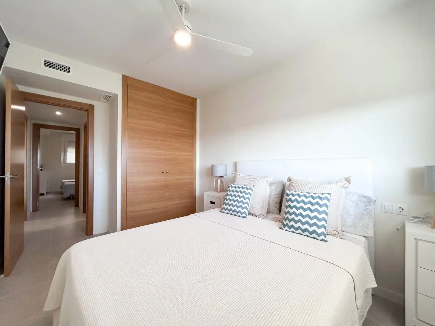 Schlafzimmer von Wohnungen zur Miete in El Puig de Santa Maria mit Klimaanlage, Heizung und Privatgarten
