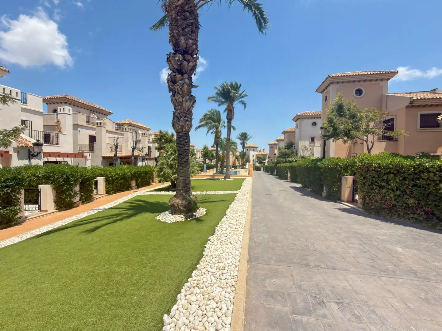 Vista exterior de Casa o chalet en venta en Algorfa con Jardín privado, Terraza y Balcón