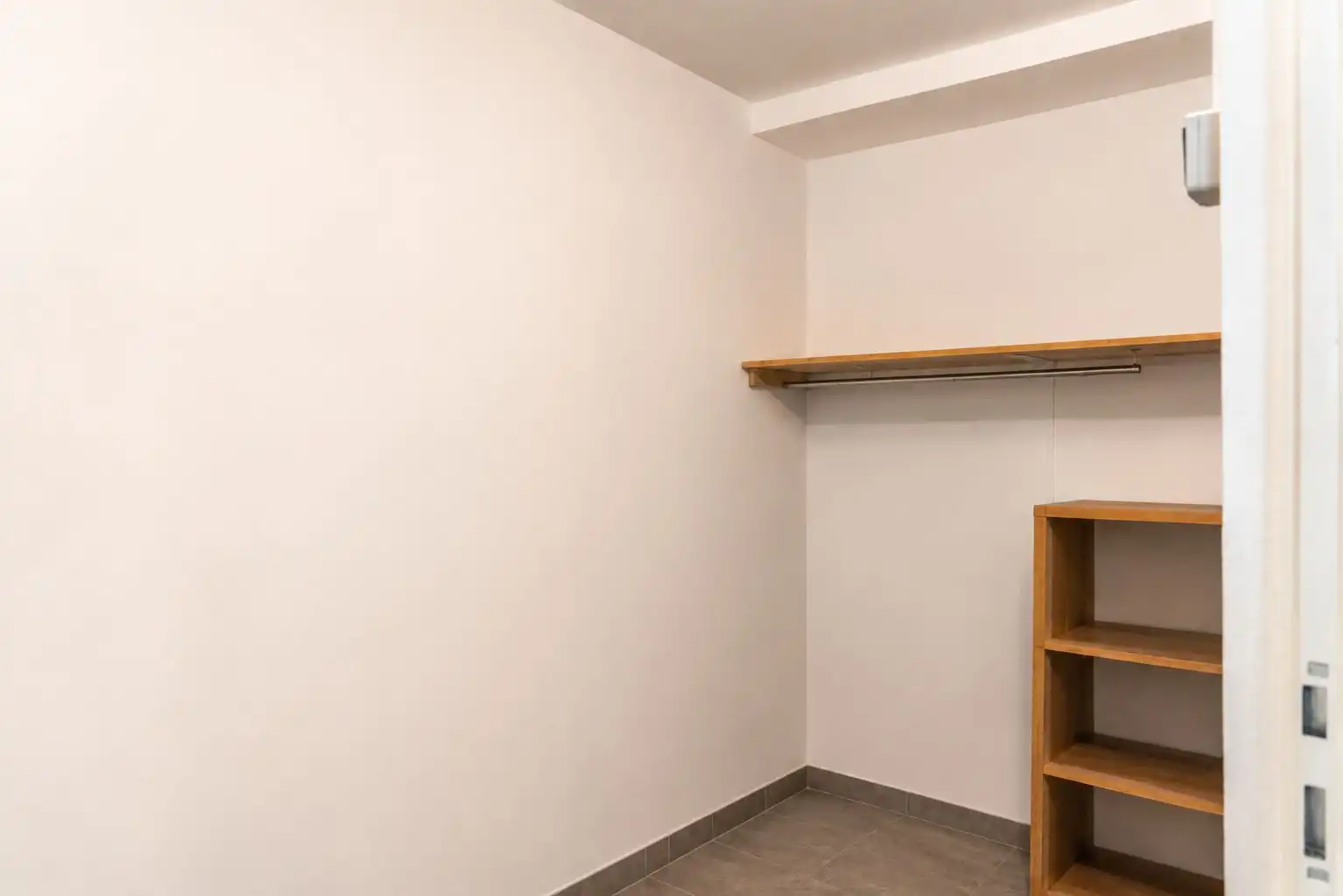 Apartamento con terraza en venta en Montañar - El Arenal, imagen 47