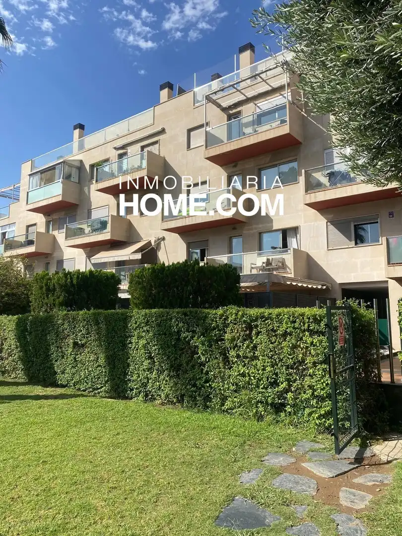 Piso con piscina en venta en El Pinillo, imagen 4
