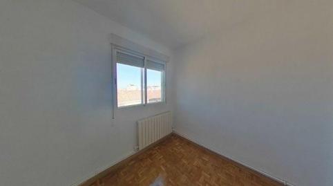 Foto 3 de Piso en venta en Francisco García, Vista Alegre, Madrid