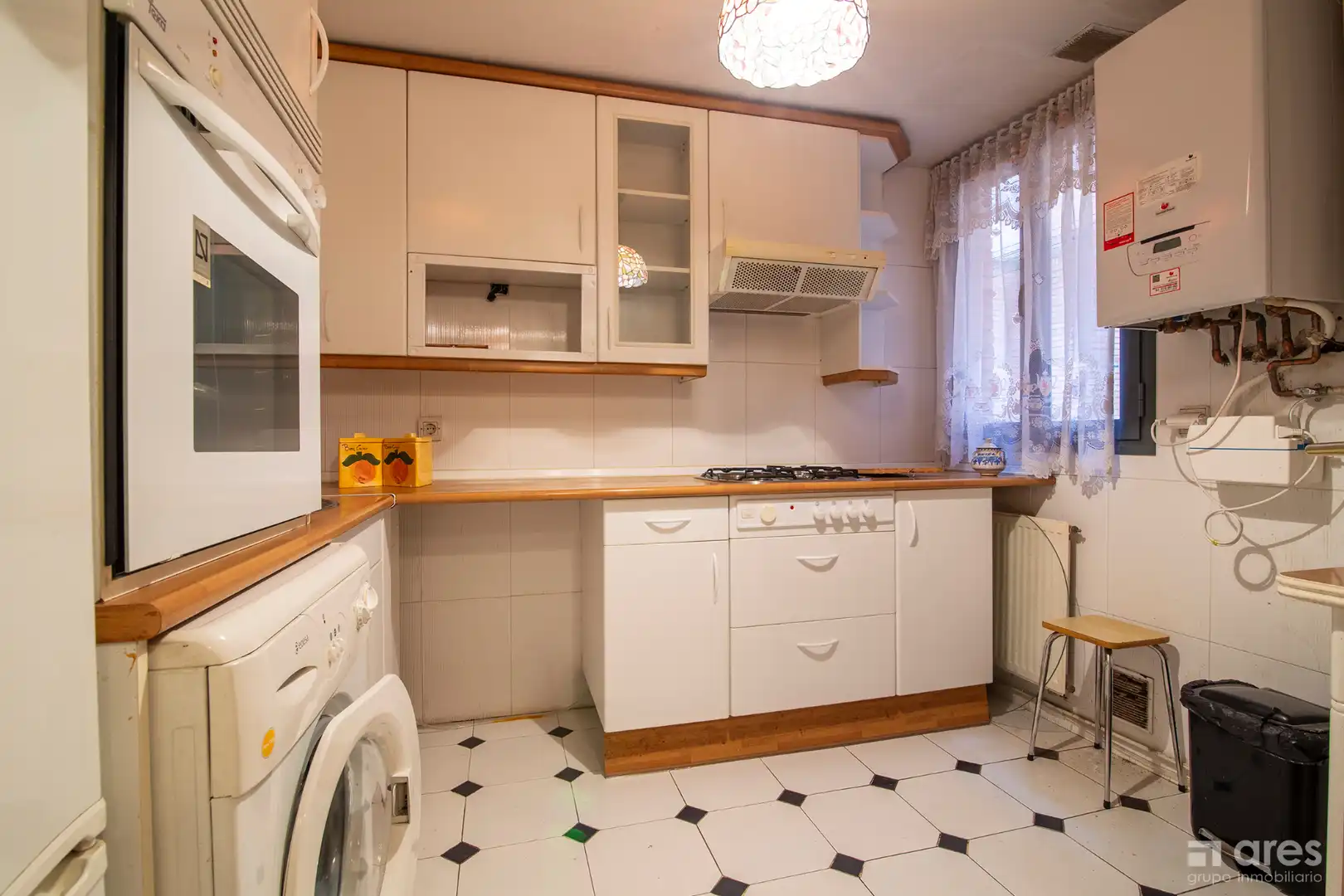 Küche von Wohnung zum Verkauf in Alcorcón mit Heizung, Möbliert und Ofen