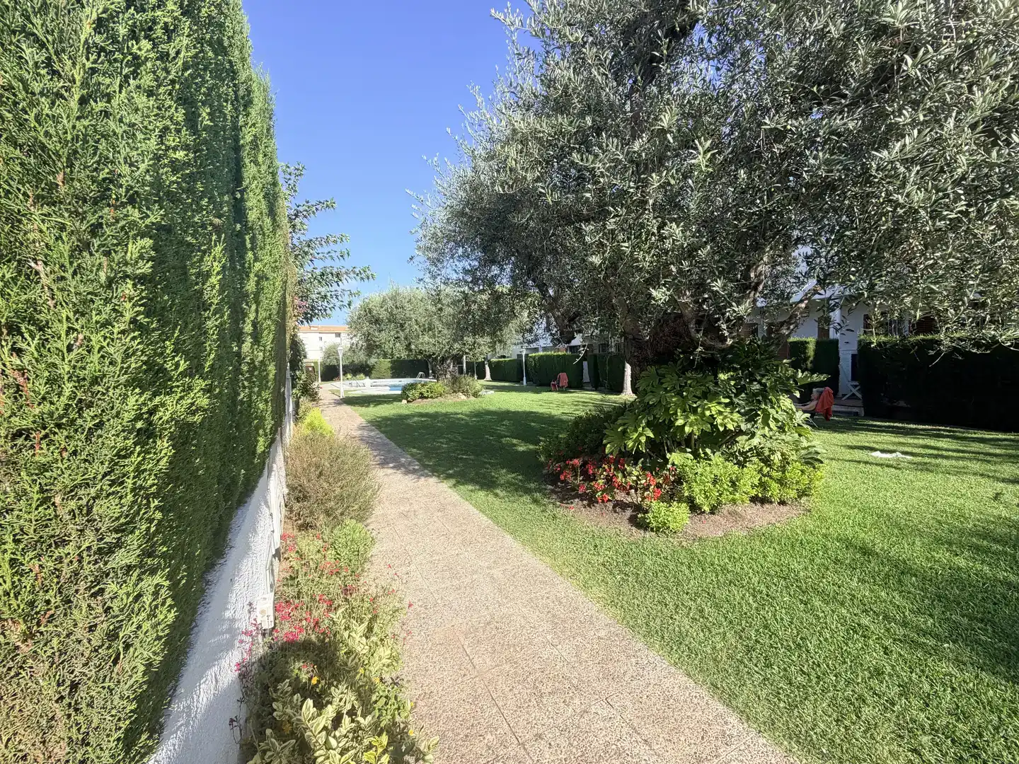 Jardí de Casa adosada de lloguer en El Vendrell amb Jardí privat, Piscina i Moblat